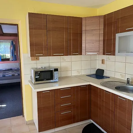 A Restaurace Balaton Apartamento